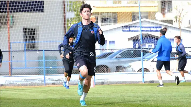 Fethiyespor, Uşak'a Bilendi