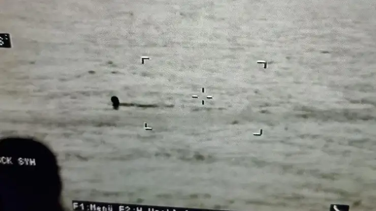 FETÖ ŞÜPHELİLERİ YÜZEREK YUNANİSTAN'A KAÇMAYA ÇALIŞTI