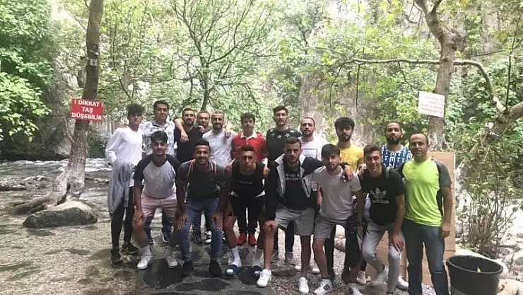 FUTBOLCULAR SAKLIKENT'E HAYRAN HALDI