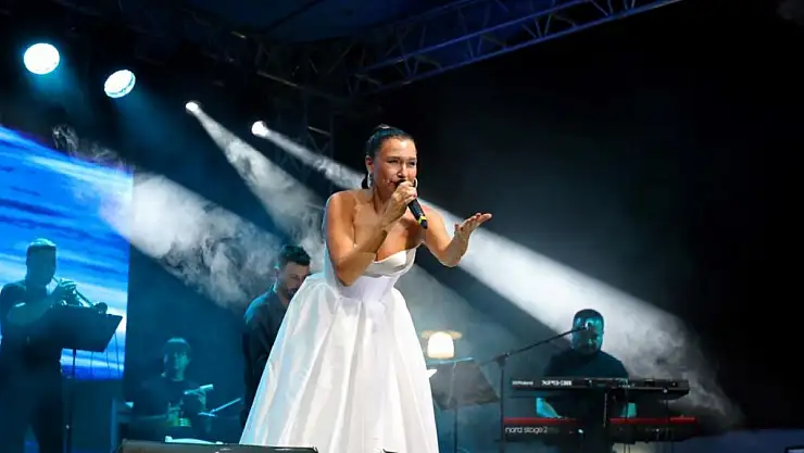 Gala konserinde Şevval Sam coşkusu