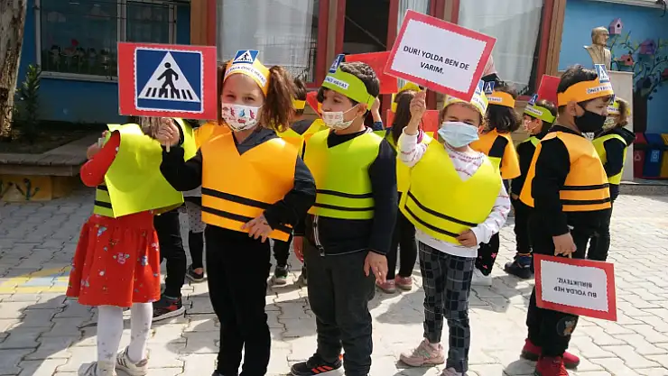 Gazi Anaokulu'nun minik öğrencileri bu kez farkındalık etkinliğinde