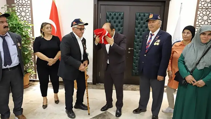 Gaziler Derneği'nden Başkan Akdenizli'ye ziyaret