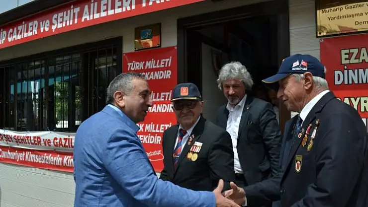 GAZİLER DERNEĞİNE BAYRAM ZİYARETİ