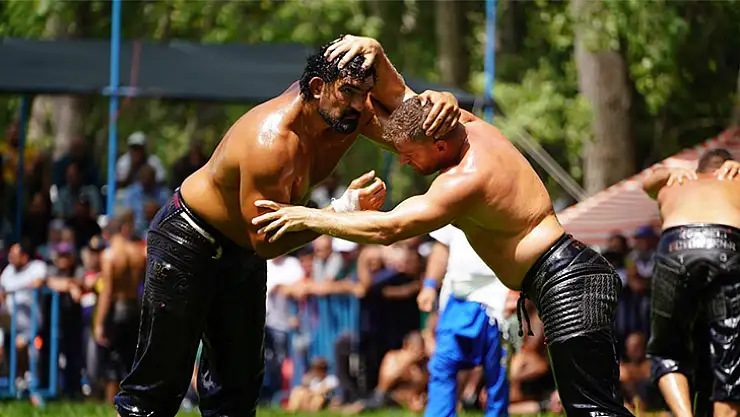 Geleneksel Seydikemer  Güreşleri Kırkpınarı Aratmayacak