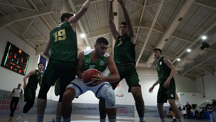 Genç basketbolcularımız Bolu'da