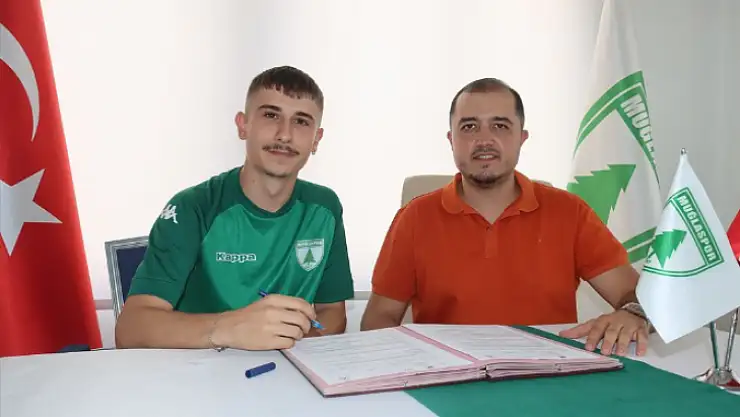 Genç orta saha Muğlaspor'da