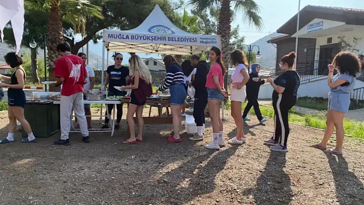 Gençler, Cumhuriyet'in 100. yılında kampta buluştu