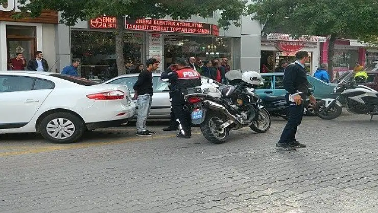 Gençler Kıskıvrak Yakalandı