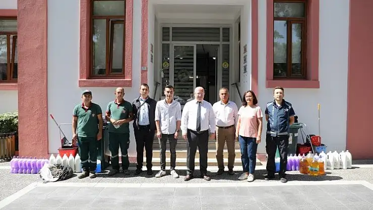 Geri dönüşüm ödülleri sahiplerini buldu