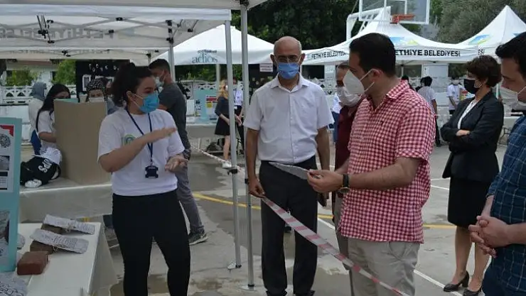 Göcek Anadolu Lisesi Bilim Fuarı büyük ilgi görüyor