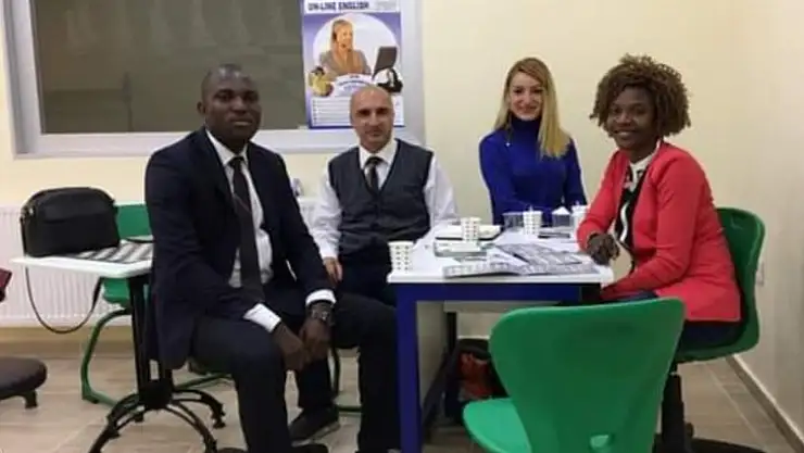 Günde 30 Dakikada İngilizce Öğrenin