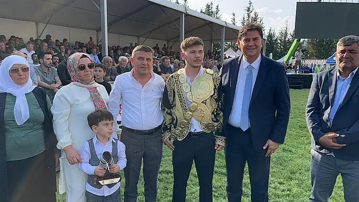 Güreş Ağası Batuhan Kiremitli oldu