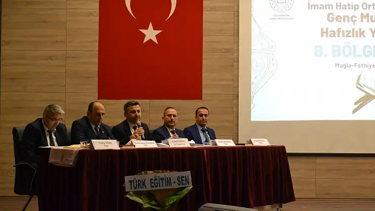 HAFIZLAR TÜRKİYE FİNALLERİ'NE GİTMEK İÇİN YARIŞTILAR