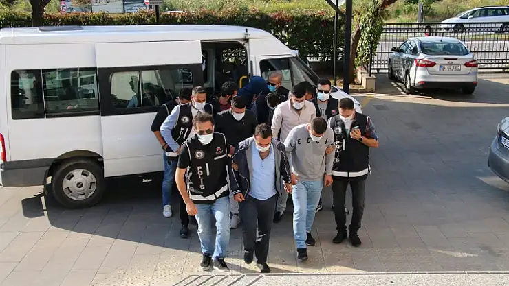 Haraç aldıkları iddia edilen 5 şüpheli tutuklandı