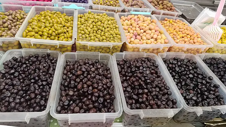 Hatalı alışveriş zeytini çürütüyor