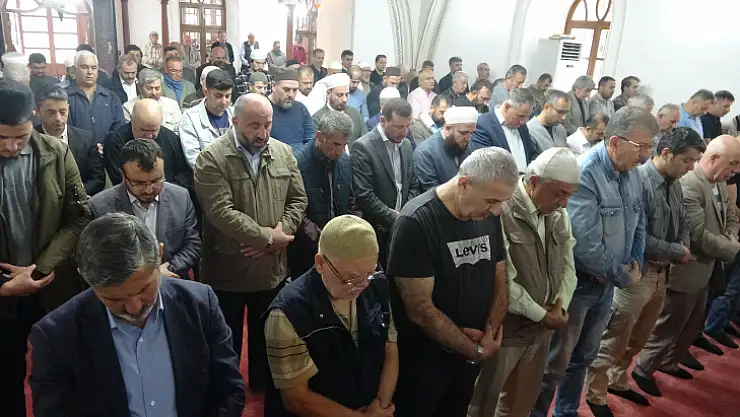 Hayatını kaybeden Filistinliler için Muğla'da gıyabi cenaze namazı kılındı