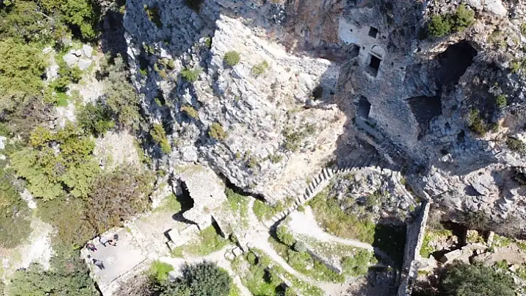 Hem çevre temizliği hem doğa yürüyüşü 