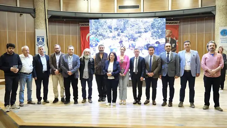 Herodot Kültür Merkezi'nde ,''Mavi Anadolu Felsefe' Sempozyumu Düzenlendi