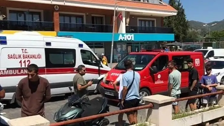 İki motosiklet çarpıştı, biri kanala düştü