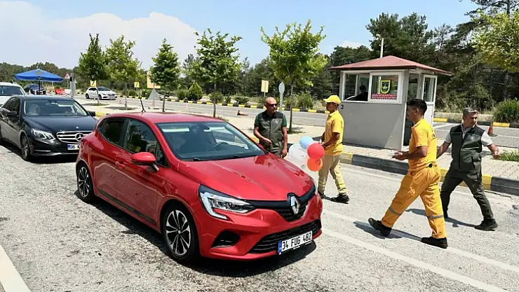 Araç sürücüleri yangına karşı uyarıldı