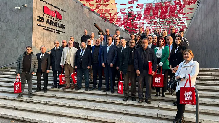 İlk Ziyareti Rektöre Yaptılar