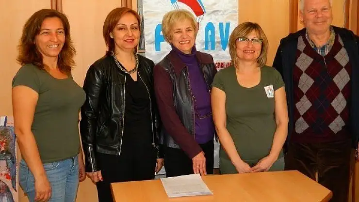 İmzalı Formalar Açık Arttırmayla Satılacak