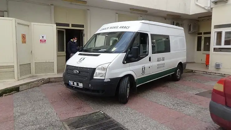 İnşaattan düşen işçi öldü