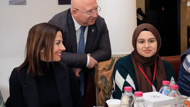 İSPANYALI ÖĞRENCİLER ATAPARK'TA AĞIRLANDI