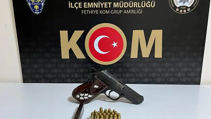 İşyerine Silahla Girip Tehdit Ettiler