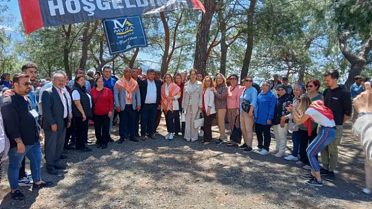 İYİ Parti İlçe Teşkilatı Keşkek Günü'ne Katılım Sağladı 