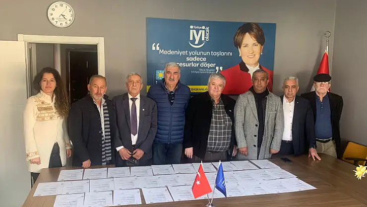 İYİ PARTİ İLÇE TEŞKİLATINA KATILIMLAR GİDEREK ARTIYOR