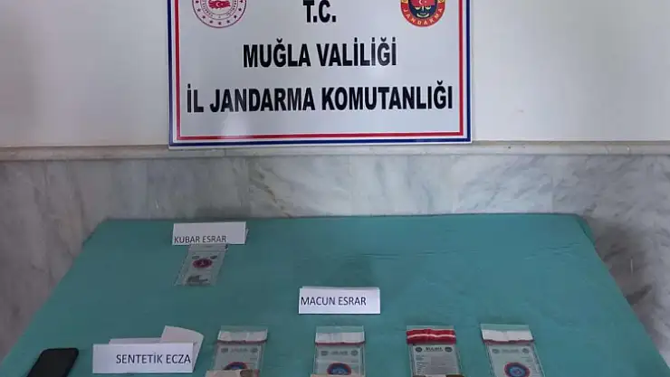 Jandarma ekipleri uyuşturucu madde ele geçirdİ