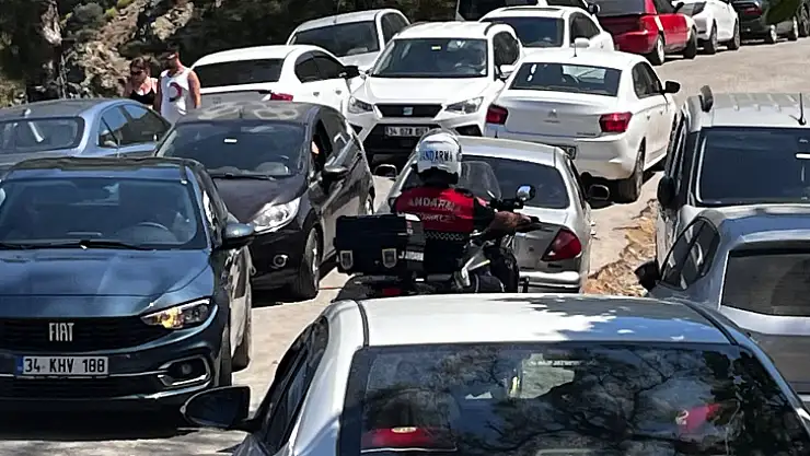 Jandarma Trafik Ekipleri Yoğun Çalışıyor