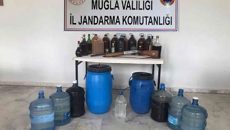 Jandarmadan kaçak içki operasyonu
