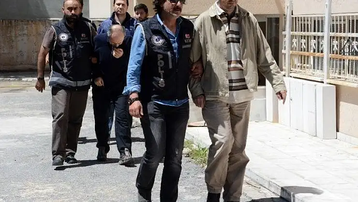 Kaçış hazırlığındaki FETÖ'cüler sağlık kontrolüne gitti