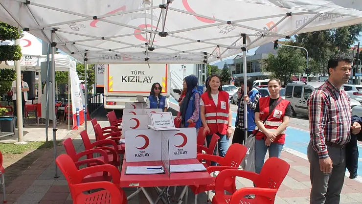 Kan bağışı yaparak hem sağlığınıza hem başkalarına can verin
