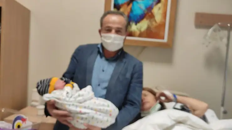 Kansız ailesinin 3. Bebek sevinci