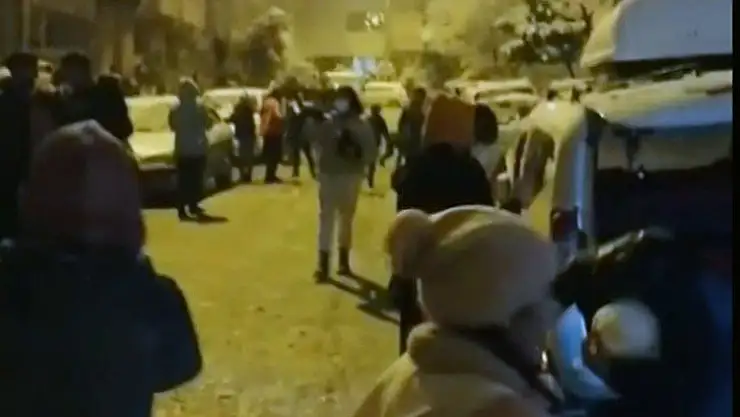 Kar gören Muğlalılar Corana'yı unuttu