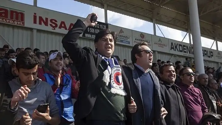 Karaca 'Herkesi kucaklayan bir anlayışla geliyoruz' 