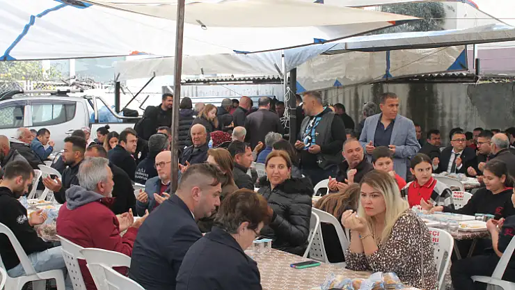 KARADENİZLİ AİLESİNDEN 52 YEMEĞİ HAYRI YAPILDI