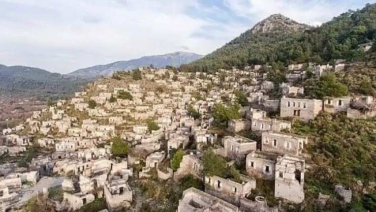 Kayaköy'e Ziyaretçi Akınını 