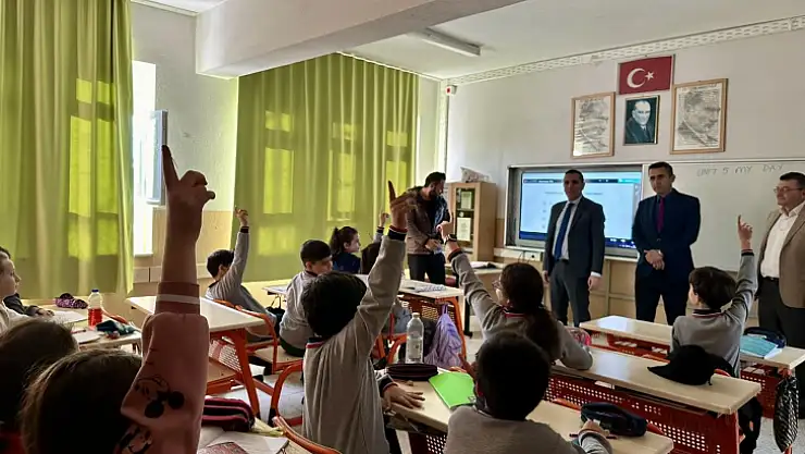 Kaymakam Aktaş, öğretmen ve öğrenciler ile bir araya geldi