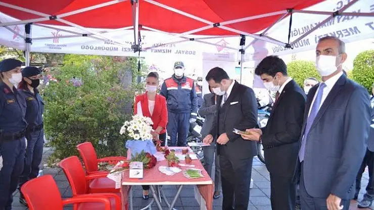 Kaymakam Fırat'tan stant ziyareti