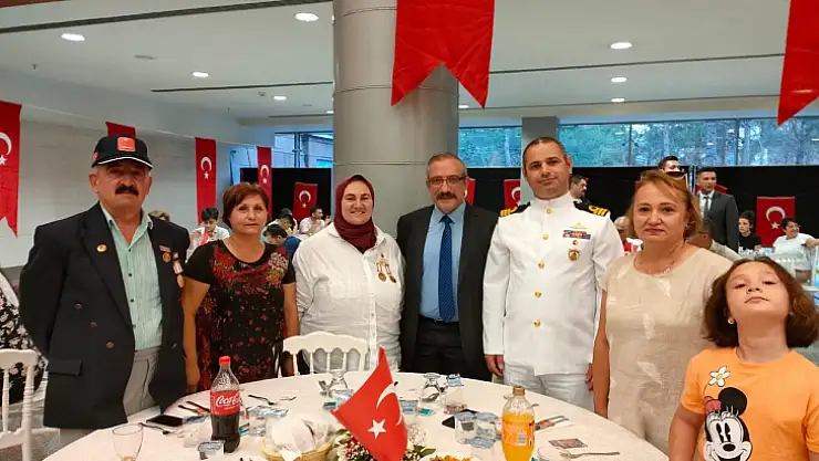 Kaymakam Karaman, şehit ve gazi aileleri ile birlikte yemekte buluştu