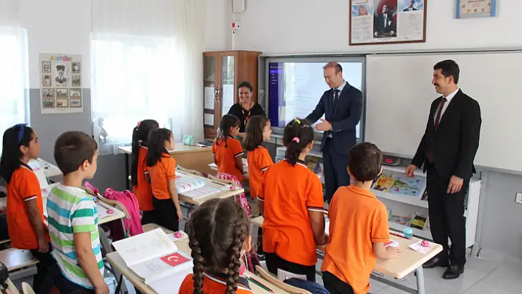 Kaymakam Maslak, öğrencilerin heyecanına ortak oldu