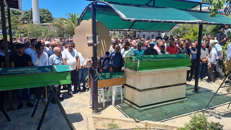 Kazada yaşamını yitiren 3 kişi defnedildi