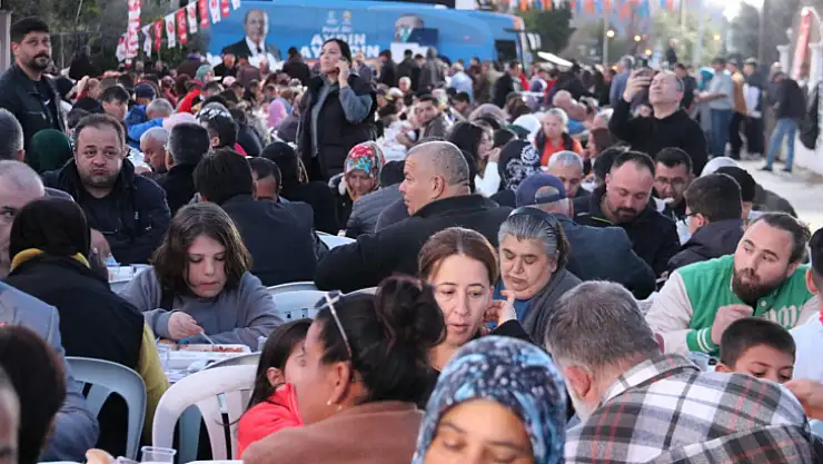 Kökten, Fethiye'de 5 Bin Kişilik İftar Yemeği Verdi