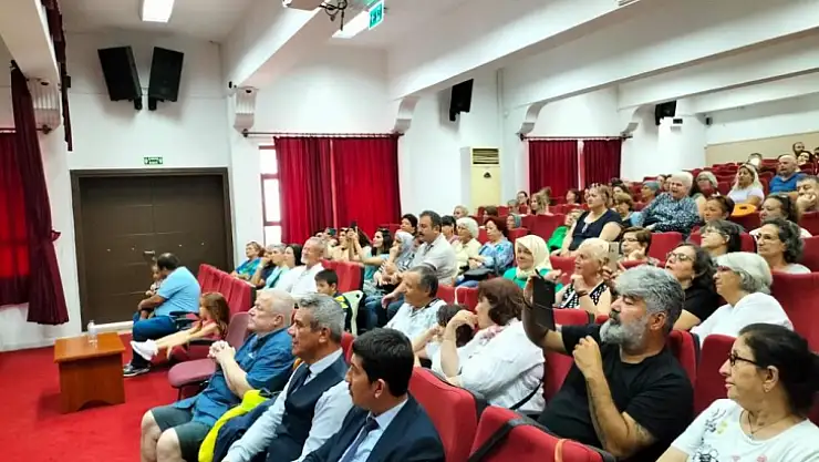 Konser dinleyicilerden tam not aldı