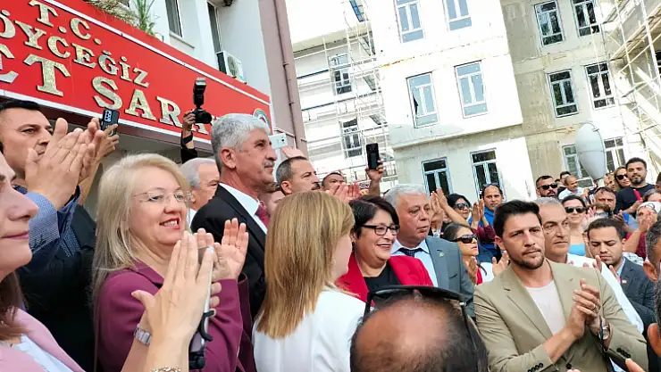 Köyceğiz Belediyesinde devir teslim töreni gerçekleşti