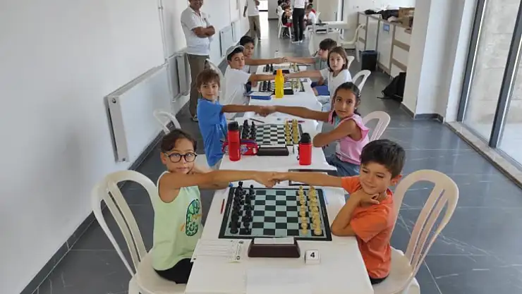 Köyceğiz'de 15 Temmuz satranç turnuvası düzenlendi